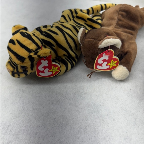 Ty Stuffed Animal Set of 4: Stripes, Pounce, Blizzard, & Canyon - Picture 7 of 12